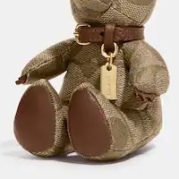 Coach Bear Bag Charm NWT - Picture 3 of 3